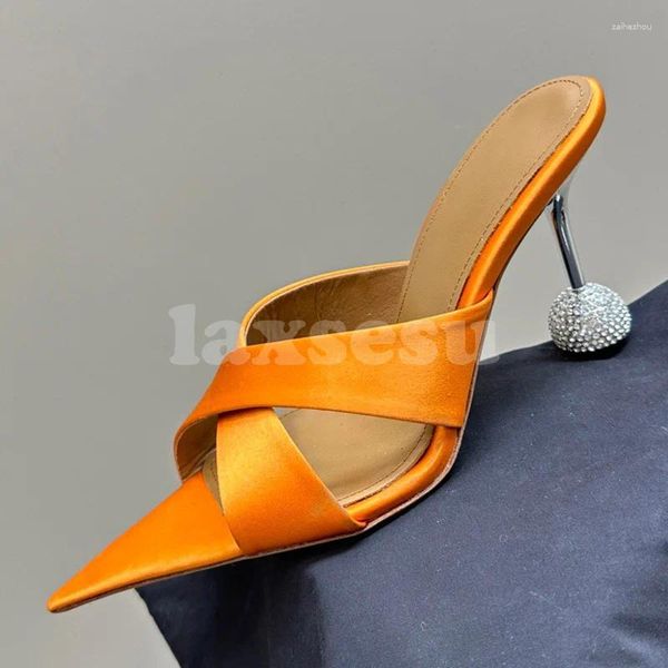 Hausschuhe weibliche Sommer One Charakter Streifenkreuzverbindung Imbue Diamond Design Frauen Schuhe sexy Luxus Ladies