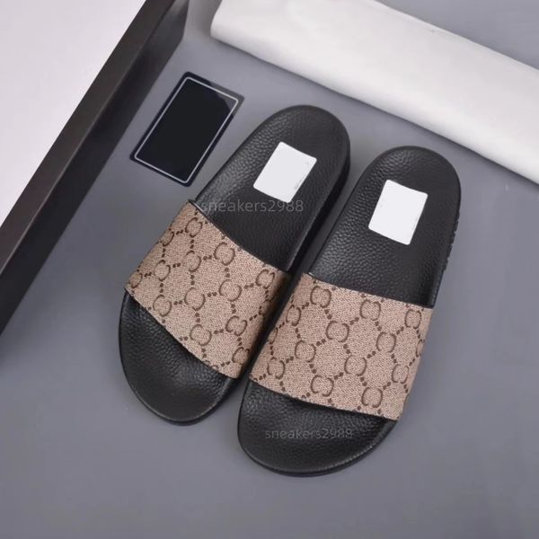 Designer de chinelos masculinos e femininos sandálias de luxo carta impressa chinelos verão oco para fora sapatos planos chinelos de praia