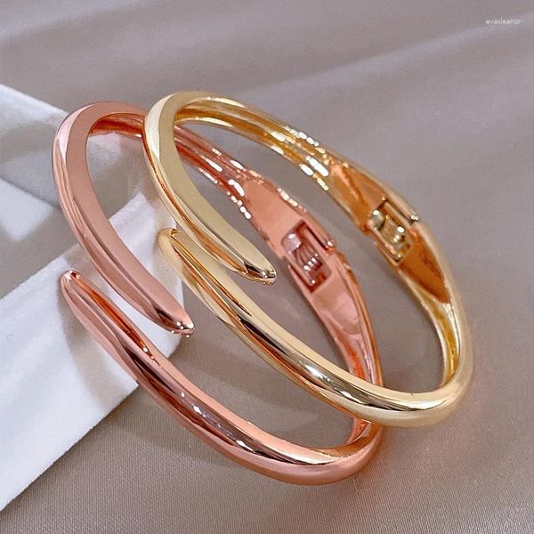 Bileklik Tasarım Minimalist Metal Bilezik Kadınlar için Altın Renk Kuff Bilezikleri Cazibe İnce Bangles Moda Takı Aksesuarları