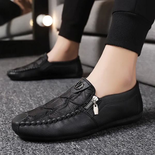 Sapatos 2023 Spring Autumn Men Sapatos casuais Moda Moda Blindable Men Slip On Shoes Flats Sapatos de acionamento masculinos de condução macho calçados elegantes