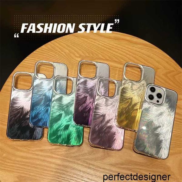 Custodie per telefoni di lusso con gradiente colorato di design iPhone 15 Promax 14 12 13 Pro max 12Pro 13Pro 14plus Cover in piuma di moda conchiglie antigoccia per uomo e donnaBEEJ