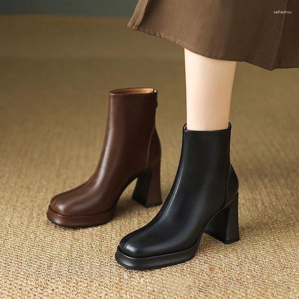 Botas 2024 outono e inverno mulheres curto couro genuíno quadrado toe design elegante salto alto zíper plataforma tornozelo