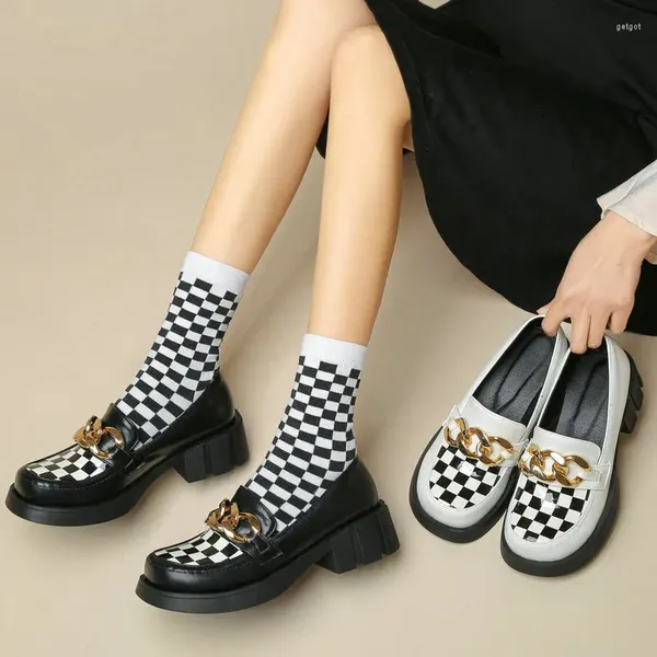 Casual Schuhe Harajuku Britischen Stil Mädchen Loafer Plaid Checker Design Frauen Derby Mit Großen Metall Kette Low Heels Plattform Wohnungen