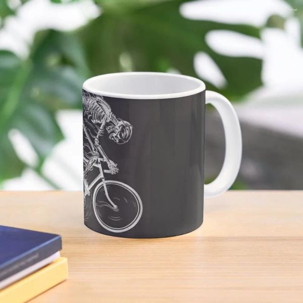 Tazze Tazza da caffè da ciclismo veloce Tazze termiche da viaggio per trasportare la colazione Anime