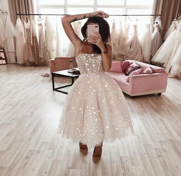 2019 sexy spaghetti shinning star ALine Abiti da ballo tulle paillettes eleganti abiti da sera formali lunghezza tè su misura ogstuff2570466