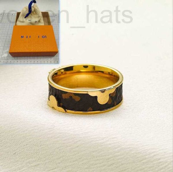 Bandringe Designer Klassisches Design Charm Ring Frühling Neue Luxus Hochzeit Marke Box Verpackung 18 Karat vergoldet Liebesgeschenk H1IZ
