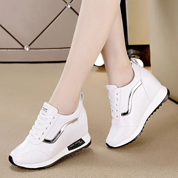 Schuhe Mode in der erhöhten Höhe Frauen Schuhe koreanische Stile weiße Schuhe Herbst neue Keile Freizeit -Sneaker Frauen Zapatos de Mujer