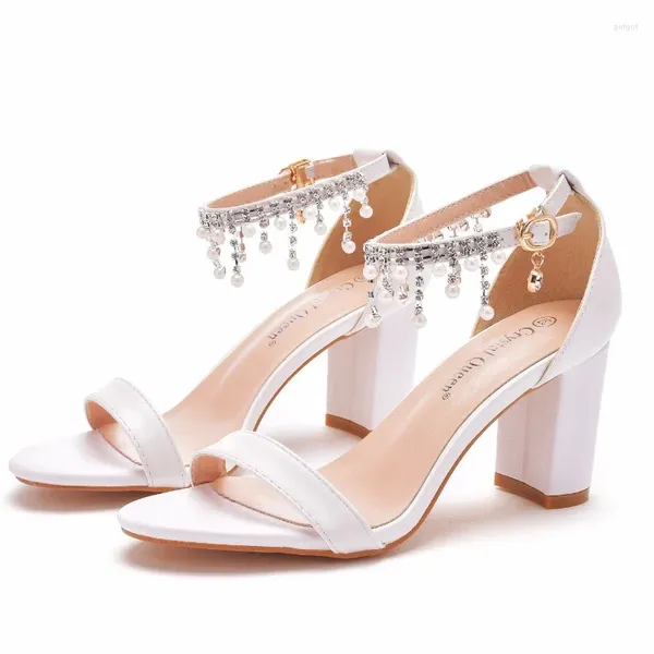 Sapatos de vestido Sandálias de festa de casamento Casual Mulheres String Bead Fivela PU 7cm Salto Quadrado Nupcial Elegante Boêmio Sapato