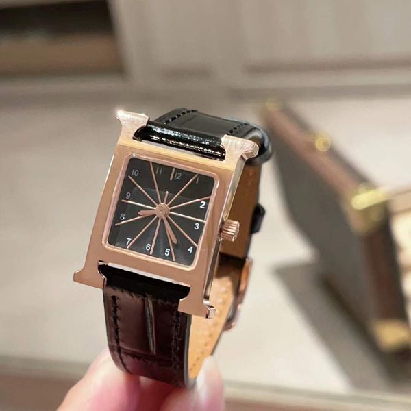 26mm 21mm Vintage Schwarz Echtes Leder Uhr Weibliche Saphir Kristall Glas Armbanduhr Quadratische Diamant Lünette Nummer Digital Zeichen Logo Heure Dame Uhren