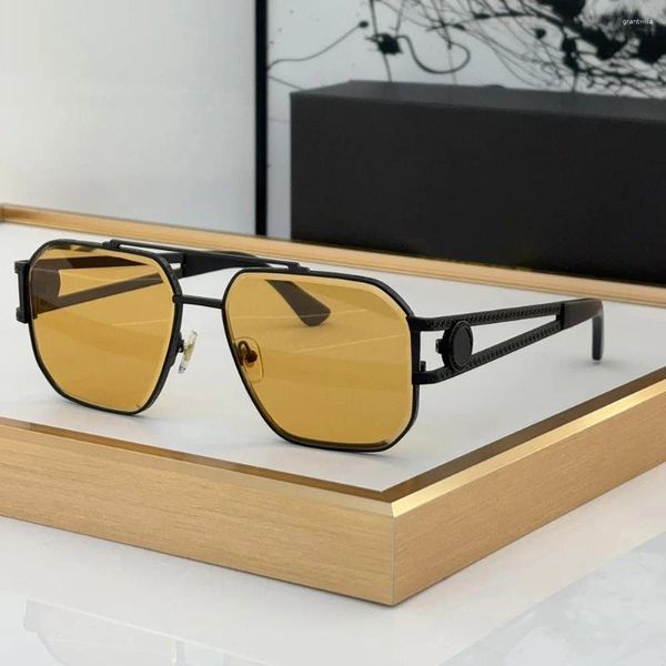 Солнцезащитные очки 2024, высококачественный сплав, индивидуальные, модные, для пляжного отдыха, женские, для вождения автомобиля, мужские
