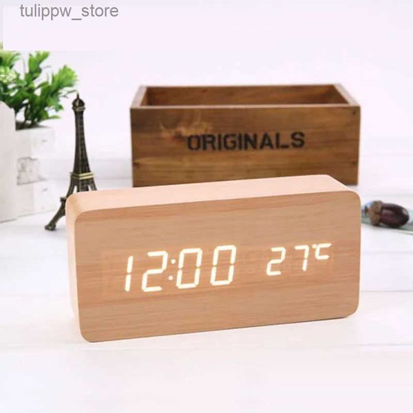 Orologi da tavolo da scrivania Orologio da tavolo in legno Orologio da scrivania digitale da tavolo Sveglia vintage USB/AAA Alimentazione Snooze Controllo vocale elettronico Orologi a LED Comodino L240323