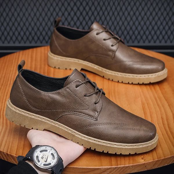 Sapatos outono novo homem vestido sapatos brogue sapatos casuais tênis de couro de couro boots masculino tênis casuais de negócios