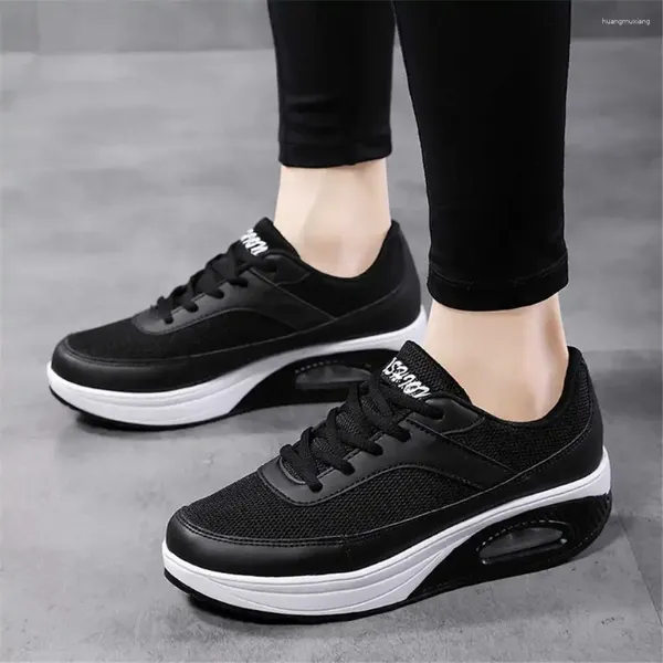 Scarpe casual Ad alte prestazioni Fondo spesso Comodo mocassino da donna Vulcanize Sneakers da donna nere Beige Sport