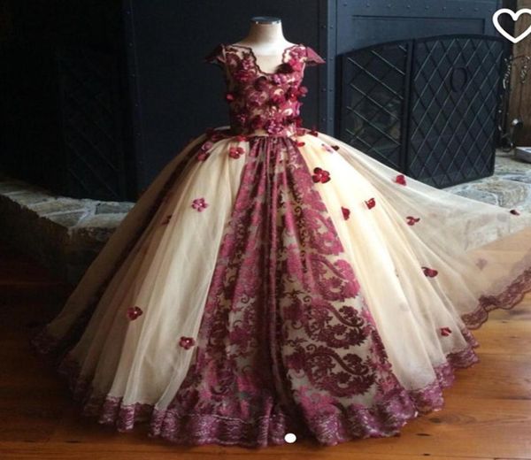 Wein- und Champagner-Ballkleid-Blumenmädchenkleider 2022, handgemachte Blumen, Perlen, Spitze, abgestuftes Mädchen-Festzug-Kleid, Partykleid für Teenager, T4375754