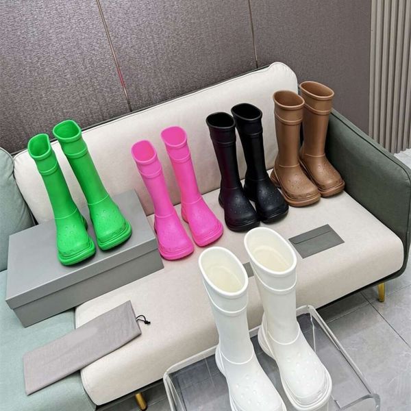 Şeker Renk Su Geçirmez Botlar Marka Sonbahar Kış Kadınları Yağmur Botları Erkek Ayakkabı Yürüyen Ayak Bileği Botları Günlük Platform Boot Puddle Pvc Önlük