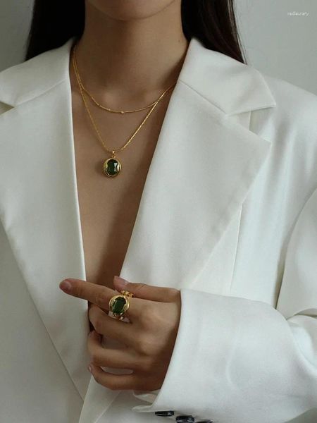 Kolye Kolyeler Pirinç Yeşil Taş Kolye Kadın Mücevher Ole Tasarımcı T Şov Pist Partisi Boho Elegance Top Nadir Modaya Modaya uygun Japonya Kore Ins