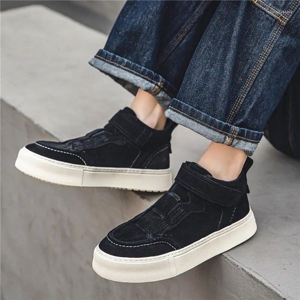 Casual Schuhe Herren Sneakers 2024 Männer Faux Wildleder Mid-Top Dicke Sohlen Sport All-Match Erhöhung Walking Zapatillas