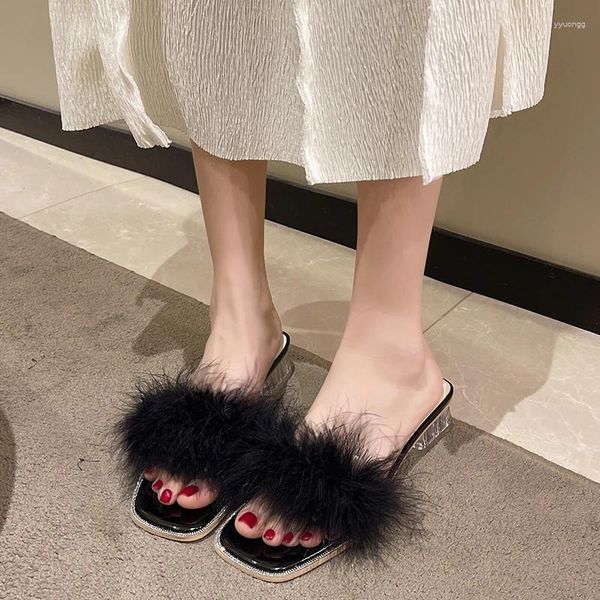 Pantofole Moda Fluffy Donna Primavera ed Estate 2024 Punta aperta Quadrato Tacco fine Rete alta Indossare a infrarossi Metà