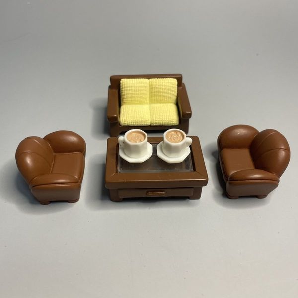Mini conjunto de sofá e mesa de centro de simulação em miniatura, modelo pequeno, mesa de brinquedo para sala de estar e cadeira, enfeites de colocação de cena, conjunto de 6 peças faça você mesmo