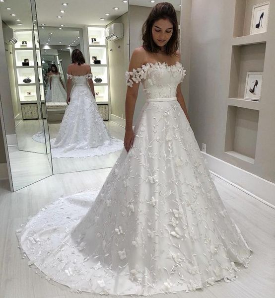 Abiti da sposa eleganti in pizzo a linea A con spalle scoperte Abiti da sposa con applicazioni di farfalle Plus Size Sweep Train Boho vestido de novia1522634