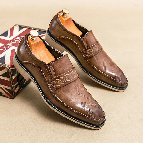 Sapatos casuais estilo britânico marrom masculino escritório negócios solas macias mocassins confortáveis de couro de alta qualidade antiderrapante