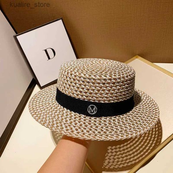 Ampla Brim Chapéus Balde Chapéus M Letra Rodada Flat Top Straw Beach Hat Lady Boater Sun Caps Panamá Palha Fedora Womens Travel Sun Cap L240322