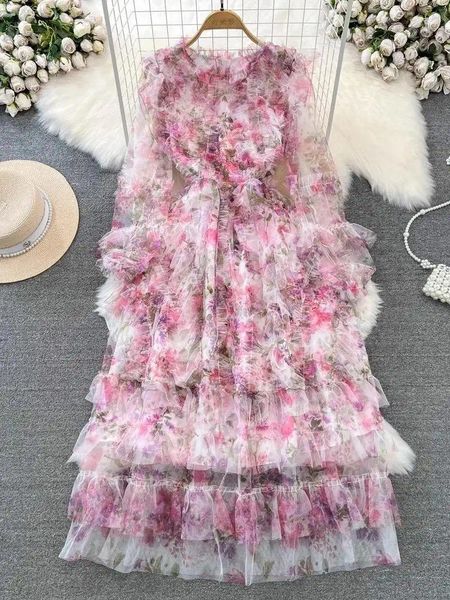 Sıradan Elbiseler 2024 Moda Muhteşem Çiçek Örgü Basamaklı Fırıltılar Elbise Kadınlar Stand Butterfly Sleeve Pembe Çiçek Baskı Peri Maxi Vestido