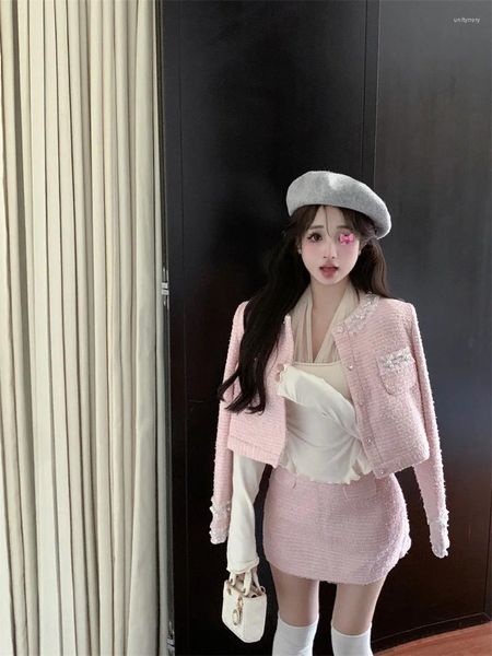 Рабочие платья Изысканная розовая кружевная короткая ароматная куртка для девочек, женская осенне-зимняя полуюбка, комплект/костюмы