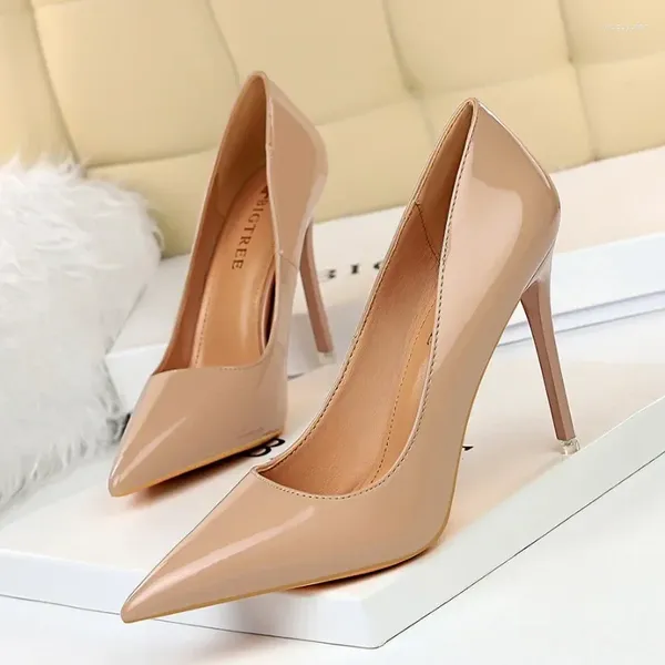 Sapatos de vestido Mulheres 7.5cm 10.5cm Salto Alto Casamento Nupcial Clássico Bombas Senhora Couro Metálico Baixo Stiletto Nu Escritório