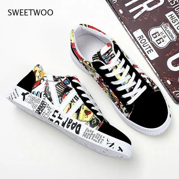 Scarpe casual 2024 Spring Graffiti traspiranti in tela maschile Studenti di moda coreana Sports Couple Board Women's