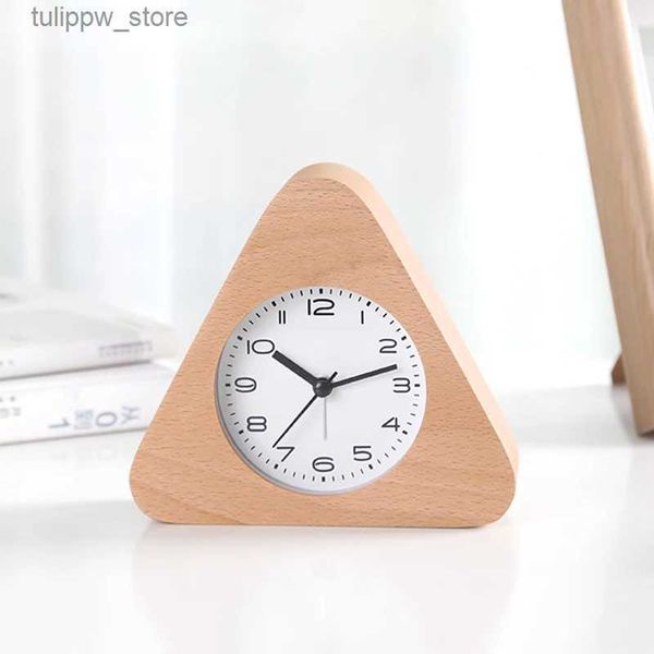 Orologi da tavolo da scrivania Sveglia in legno per la casa Triangolo Luci notturne Orologi da scrivania Gadget per la casa Creatività Decorazioni per la camera da letto multifunzione Orologio da tavolo Sveglia L240323