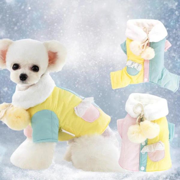 Abbigliamento per cani Colletto in peluche Allacciatura Palla pelosa Decorazione Bottoni coordinati in colore Chiusura Cappotto in cotone per animali domestici Cardigan imbottito Giù all'aperto