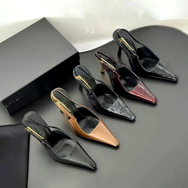 Новинка Лакированная кожа Slingback Сандалии YS с острым носком Туфли на шпильке Кожаная подошва Классические туфли Женские роскошные дизайнерские туфли для свадебных вечеринок Вечерние туфли