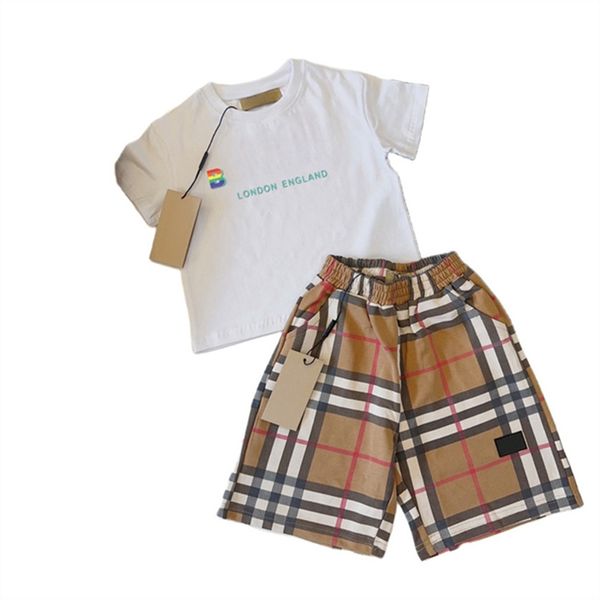 maglietta per bambini vestiti per bambini set per bambini ragazzi designer set 1-15 anni ragazza ragazzo maglietta di lusso pantaloncini estivi Manica con lettere tag Classico nero bianco A12