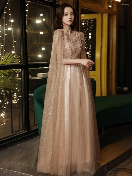 Runway-Kleider, Khaki, glänzend, Champagner, Promi-Schalärmel, Perlenstickerei, rückenfrei, knöchellang, mit Kappe, formelles Abend-Partykleid 2024