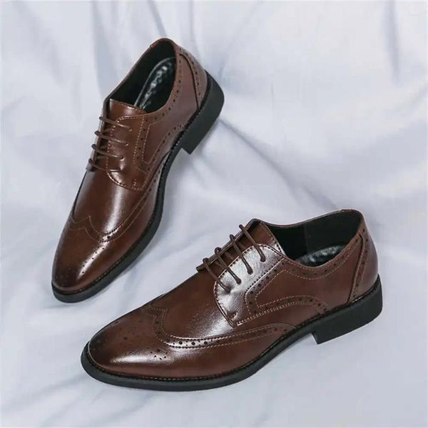 Sapatos de vestido número 39 42 homens tênis de qualidade saltos brancos casamento para homens esportes comprar prática