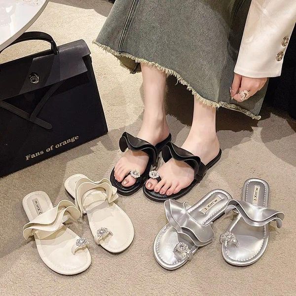 Hausschuhe Flache Zehen Strass Dreidimensionale Rüschen Flip-Flops Strandsandalen Damen Sommer 2024 Outside Fairy Shoes Sandalias