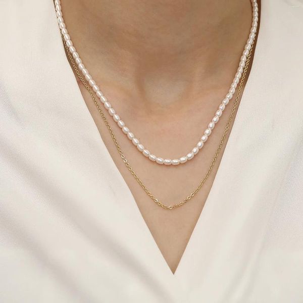 Anhänger Natürliche minimalistische Imitation Reisperlen-Choker-Halskette mit 14 Karat Gold gefüllter Messingkette für Frauen, Party, Hochzeit, Schmuck 2024