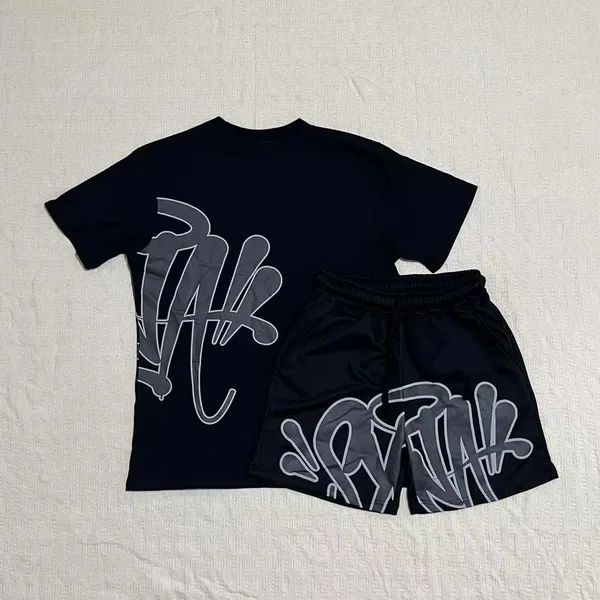 Syna World Tshirts Men Set Camiseta de designer impressa de tee short y2k tees syna camiseta gráfica mundial e shorts hip hop xs-xl b4