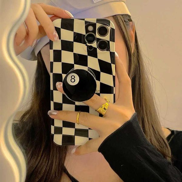 Capas de telefone celular ins Japão Coreano Preto Checkerboard 8 Letter Bracket IMD Phone Case para IPhone 11 12 Pro Max 7 8 Plus X XR XS Capa traseira H240326