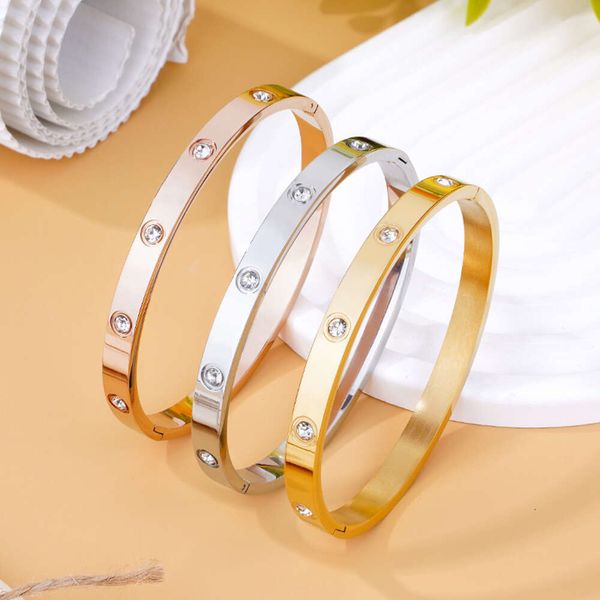 Designer-Schmuck Damen-Armband mit Kleeblatt, modischer Diamant-Schnalle, Titanstahl, Roségold, kein Verblassen, für Frauen mit leichtem Temperament