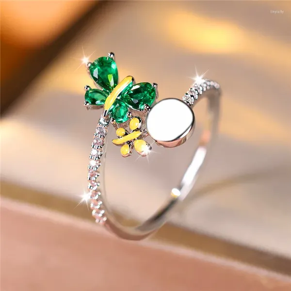 Fedi nuziali Boho Femmina Piccola farfalla verde Anello di fidanzamento in pietra Alla moda Colore argento Sposa Gioielli Regalo per le donne