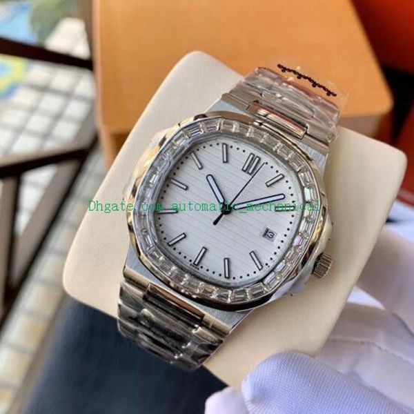 Новый 18 -километровый белый золото 5711 Baguette Diamond Watch 316L Стальной браслет 40 -мм автоматические мужские модные мужчины часы Luxury Watch New Versio347s