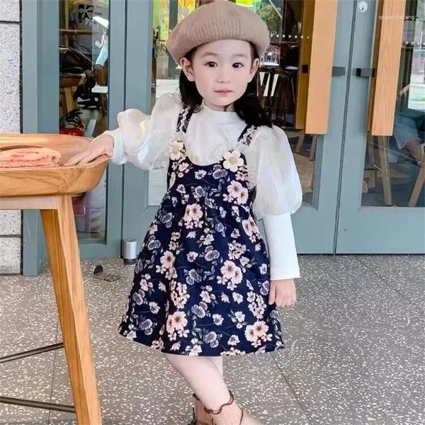 Abiti da ragazza Abito moda casual Versione coreana della piccola principessa Abito a due pezzi Abito da bambina femminile.