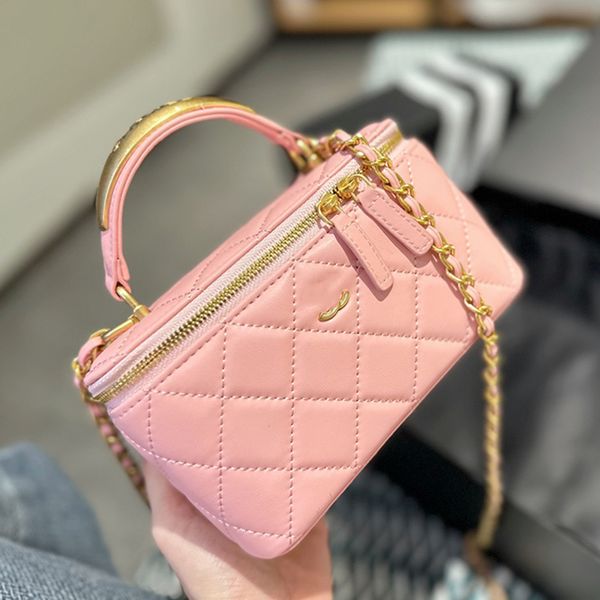 24k metal saplı makyaj torbası tasarımcısı kadın omuz çantası deri elmas altın donanım metal toka lüks el çantası matelasse zincir crossbody çantaları ayna çantası 18cm