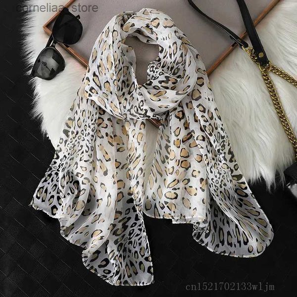 Bandane Durag Sciarpe 2024 Moda Stampata Leopardo Chiffon Sciarpa Hijab Donne Pareo Lady Bandane Asciugamani da spiaggia Estate Musulmano Velo Avvolgere Foulard femminile Y240325