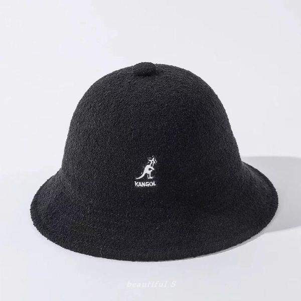 Beret di canguro a maglia classica_ Cappello di marea di lana pittore selvaggio per donne eleganti e resistenti versatili da C6