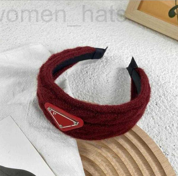 Head Bands Tasarımcı Lüks Tasarımcı Kadınlar Düz Renk Marka Mektubu Fransızca Geniş Kenar Örgü Saç Bandı Moda Sonbahar Spor Saç Kasnağı Vintage Aksesuarları O8ty