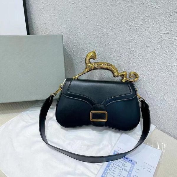 Retro lüks tasarımcı çanta metal leopar sapı kadınlar düz renkli logo bir omuz crossbody çanta deri flip moda küçük kare çantalar cüzdan