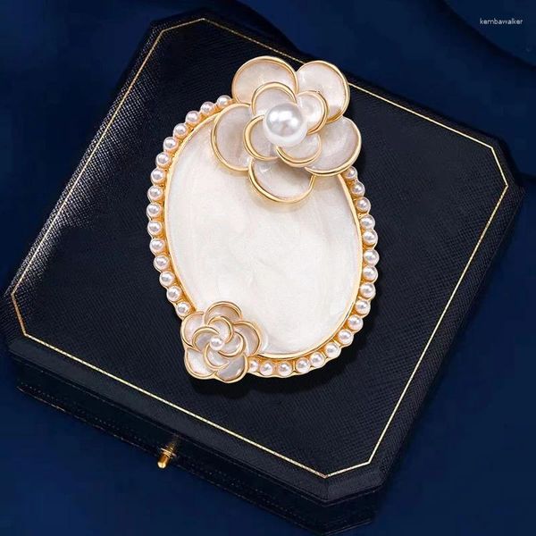 Spille da donna elegante femminile camelia perle badge rotonde per pins moda classico lady florel squisite party wedding wedding geliro